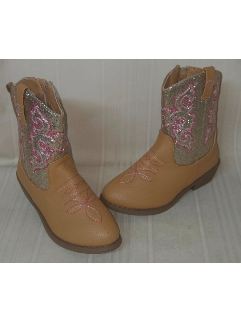 Cowboy Boots Tan With Sparkle Glitter Detail  Youth Girl Size US 2 By Pawz NEW